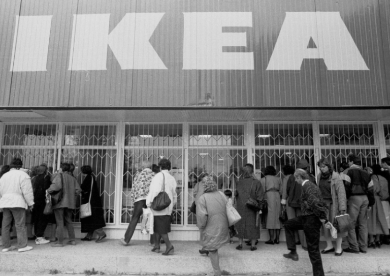 pervyj-magazin-ikea-v-polshe-30-let-nazad